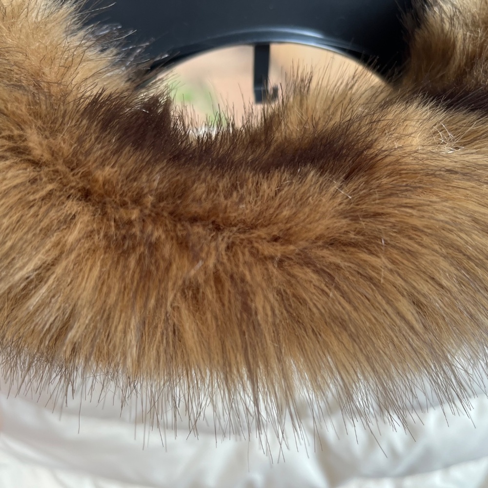 BNWT TALBOTS Faux Fur Collar Down Puffer Vest in ivory earthy camel collar (M) - Picture 9 of 11